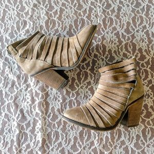 Free People Hybrid Ankle Boots Nude 7
